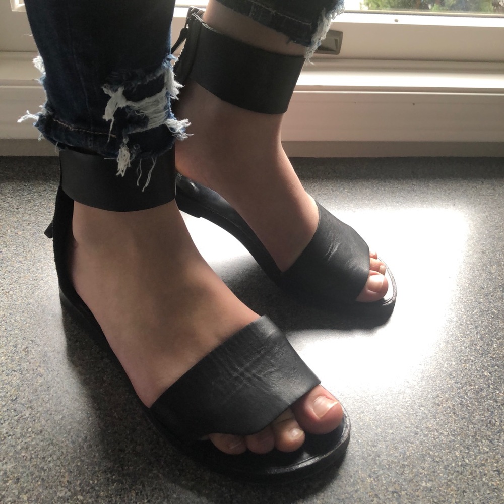Pierre Hardy Flat Sandals